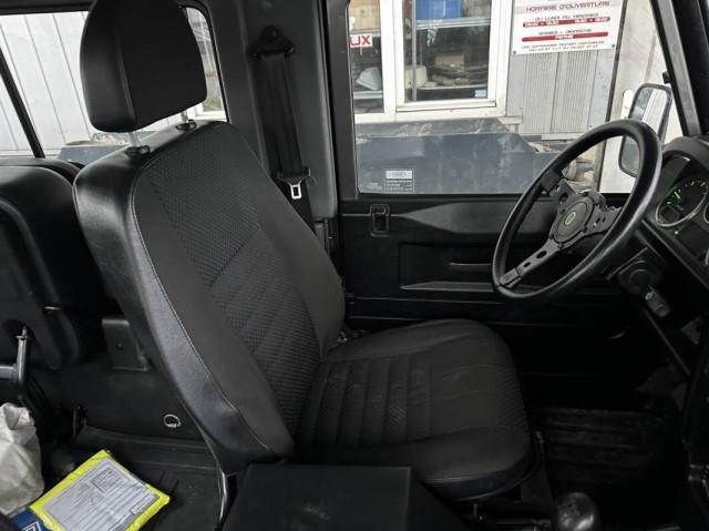 Land Rover Defender Defender 90 2.4 td 6 posti