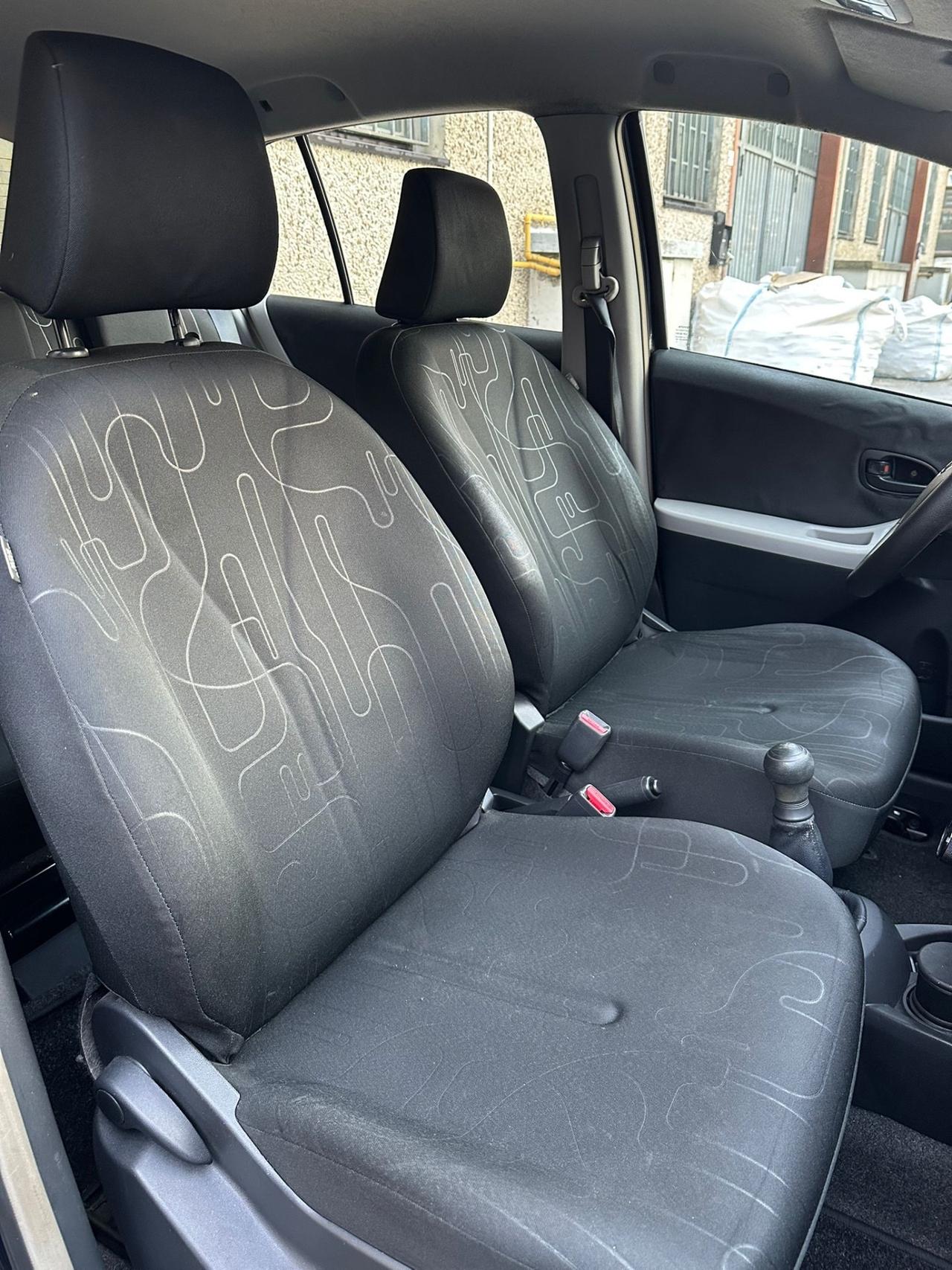 Toyota Yaris 1.0 5 porte Now