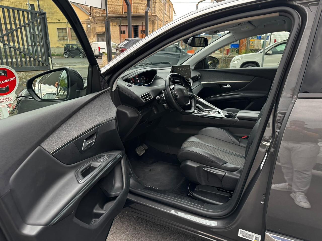 Peugeot 3008 BlueHDi 130 S&S EAT8 Allure