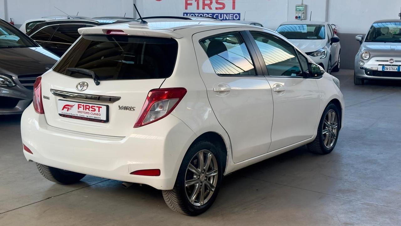 Toyota Yaris 1.4 D-4D 5 porte Lounge