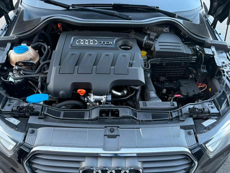 Audi A1 Sportback 1.6 tdi 105 CV Attraction ADATTA NEOPATENTATI