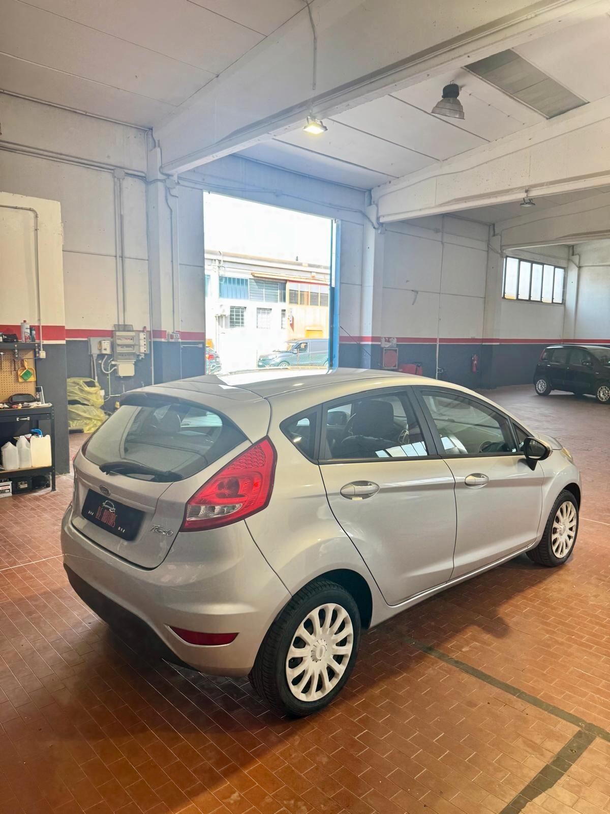 Ford Fiesta Fiesta+ 1.4 5 porte Bz.- GPL