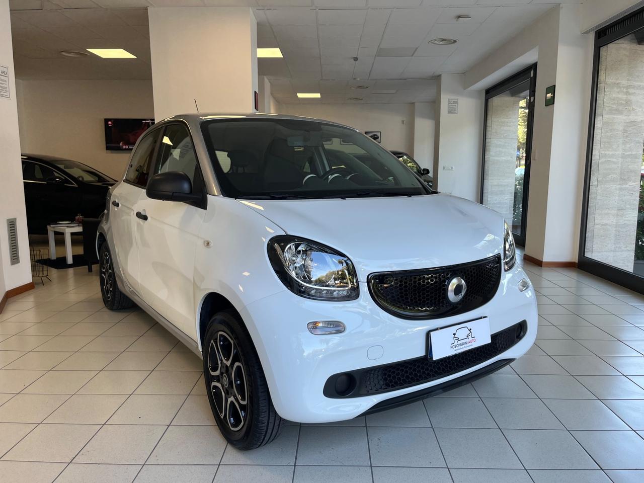 Smart ForFour 70 1.0 Prime pelle/navigatore/led!!