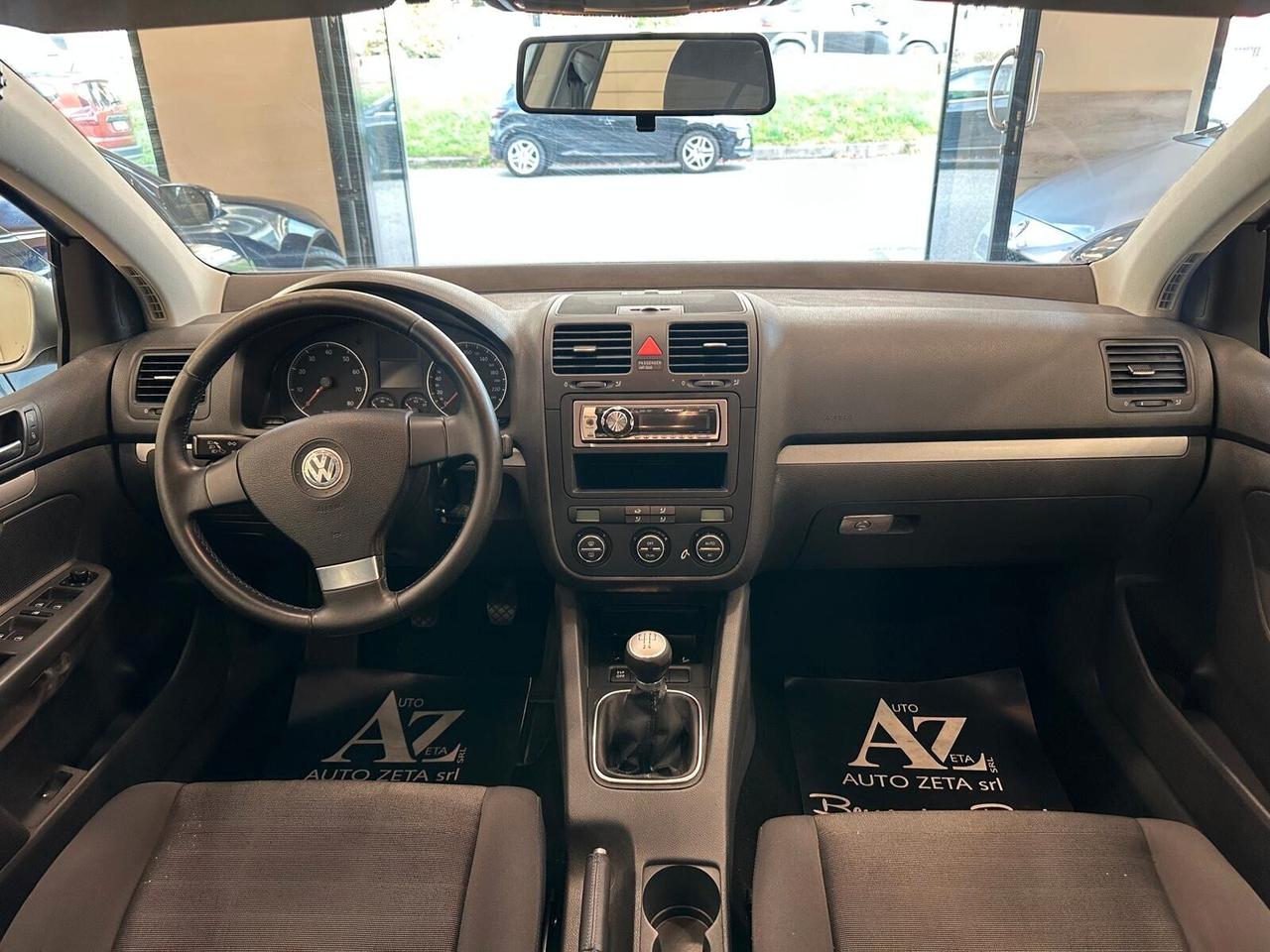 Volkswagen Golf 5 1.6 Comfortline