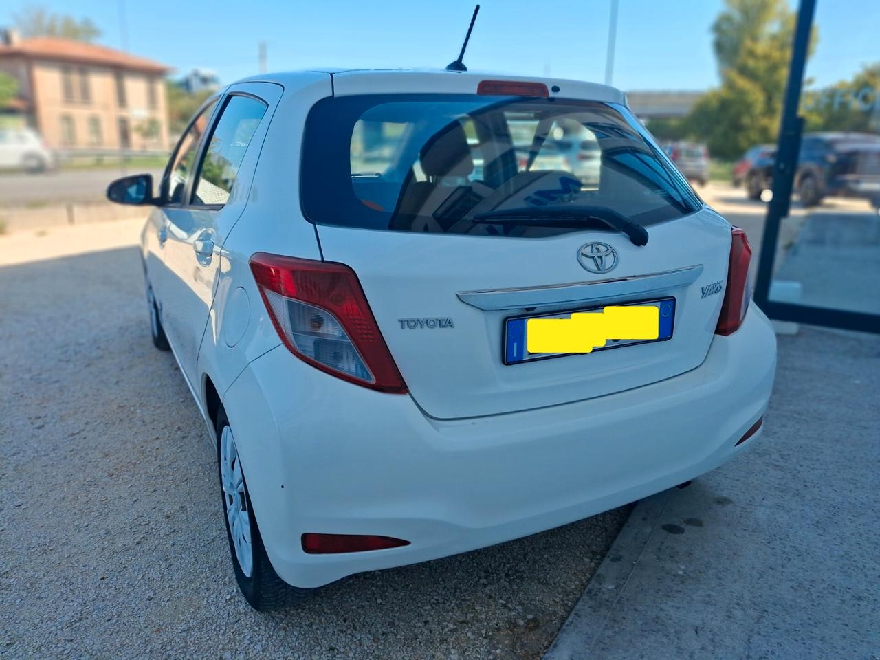 Toyota Yaris 1.0 GPL