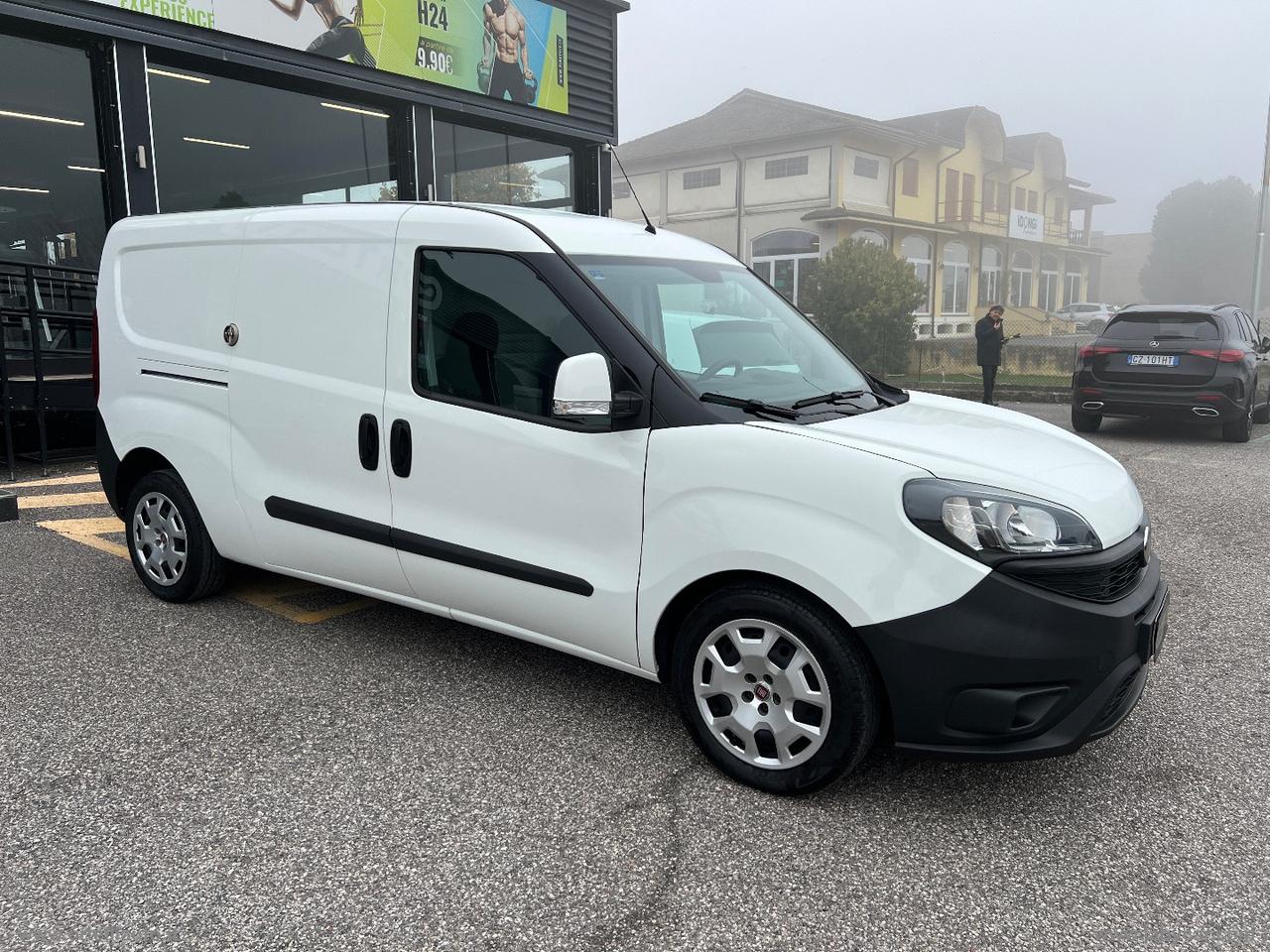 Doblò 1.6MJT 105 PL-TN Cargo Maxi Lam.SX