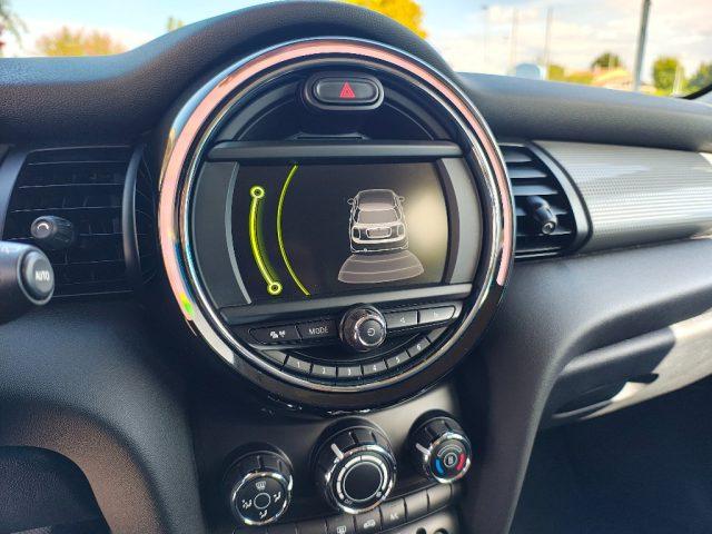 MINI Cooper 1.5 5 porte