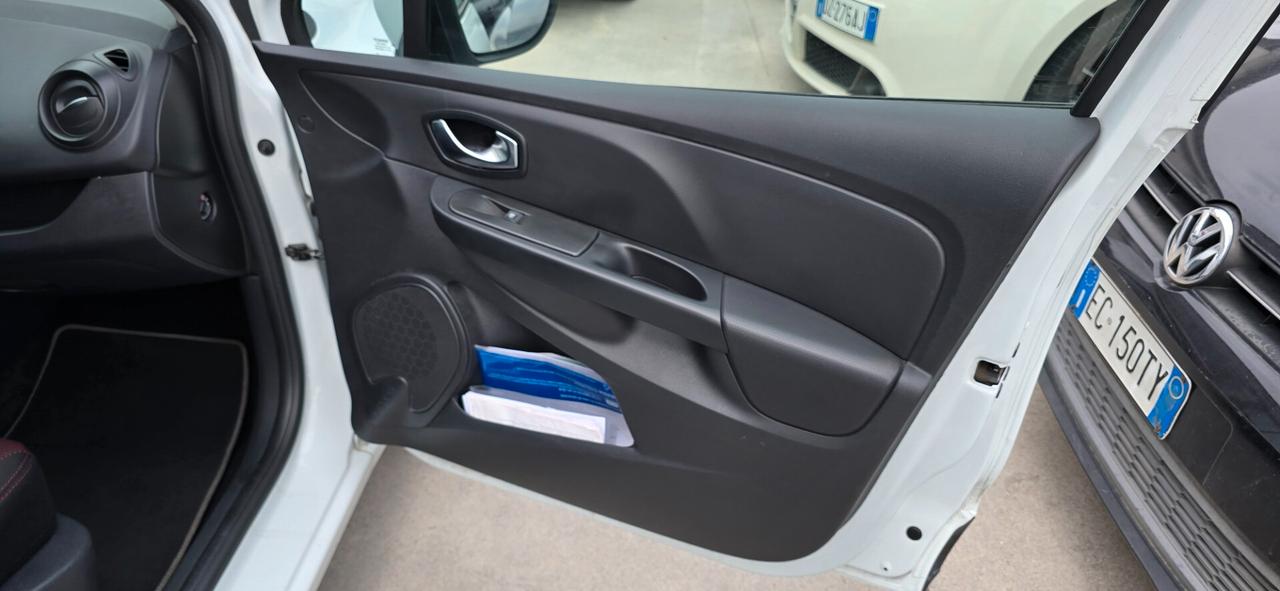 Renault Clio dCi 8V 90CV EDC Start&Stop 5 porte Energy Zen