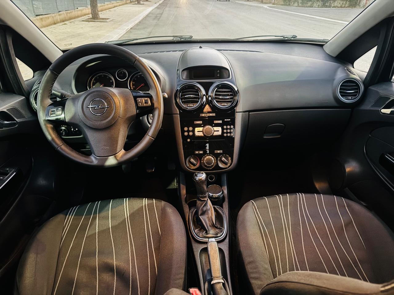 Opel Corsa 1.2 85CV 5 porte GPL-TECH Club