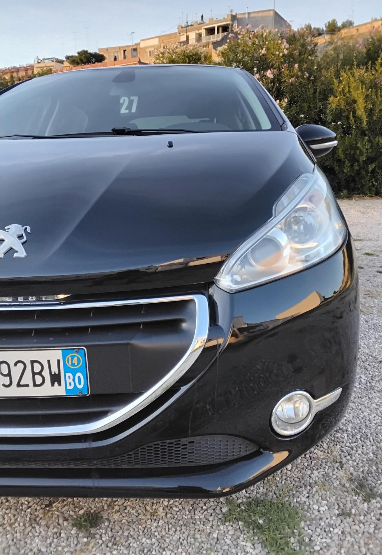 Peugeot 208 1.4 HDi 68 CV 5 porte Active