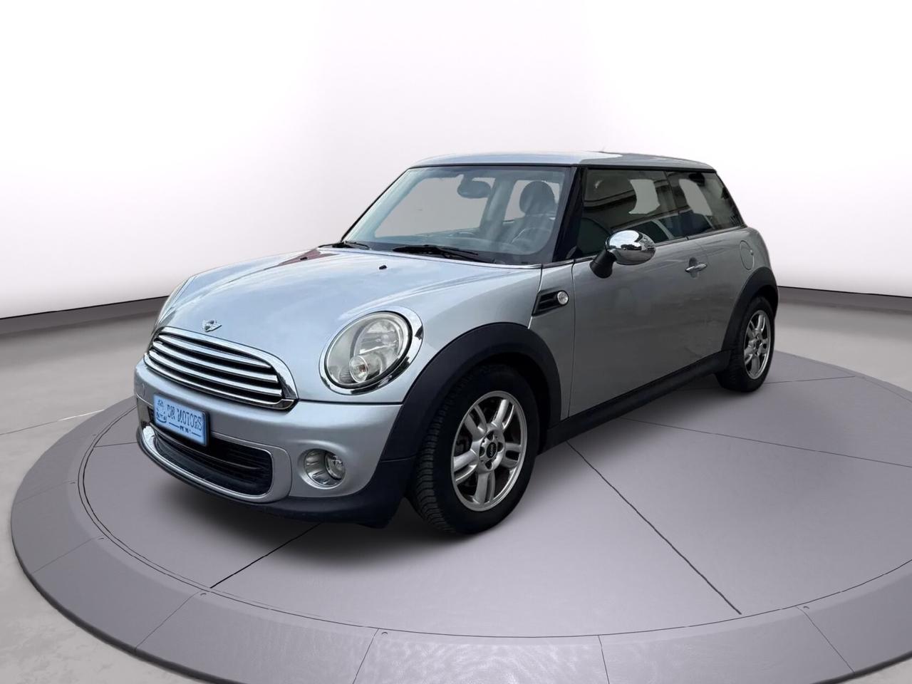 Mini One 1.6 benzina anno 2010 euro 5 neo patentati