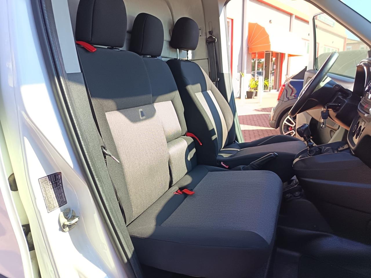 Fiat Doblo 1.6 - 3 posti