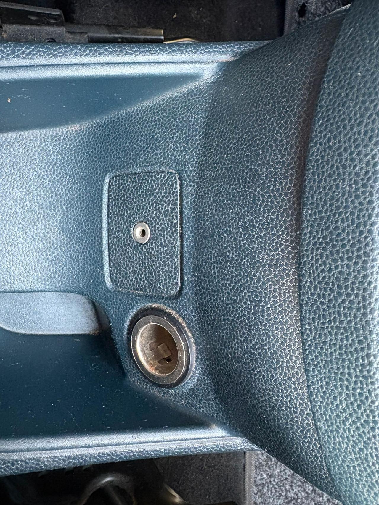 Ford Fiesta TITANIUM 1.2 5P. UNICO PROPRIETARIO