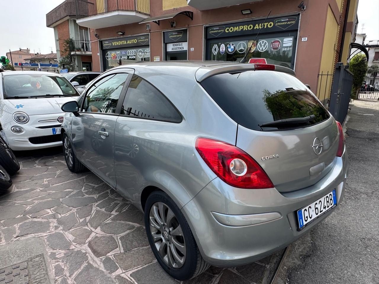 Opel Corsa 1.2 80CV 3 porte GPL-TECH Edition