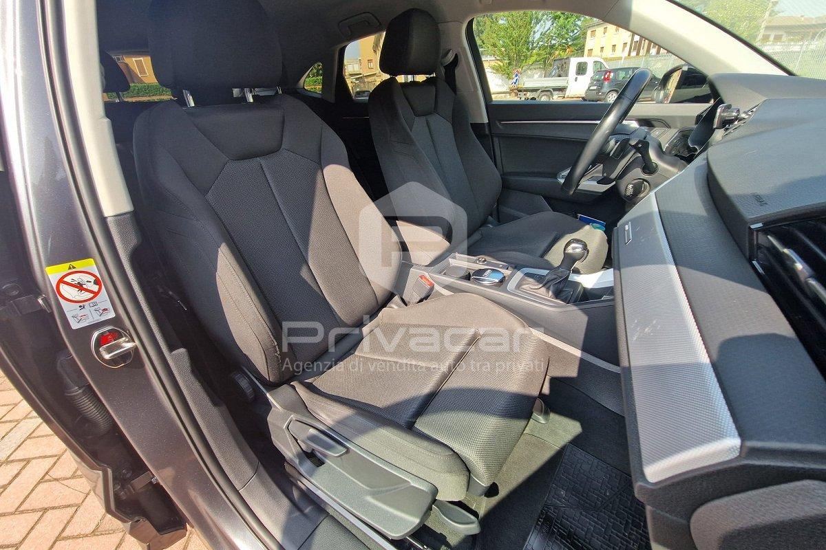 AUDI Q3 SPB 35 TDI S tronic S line edition