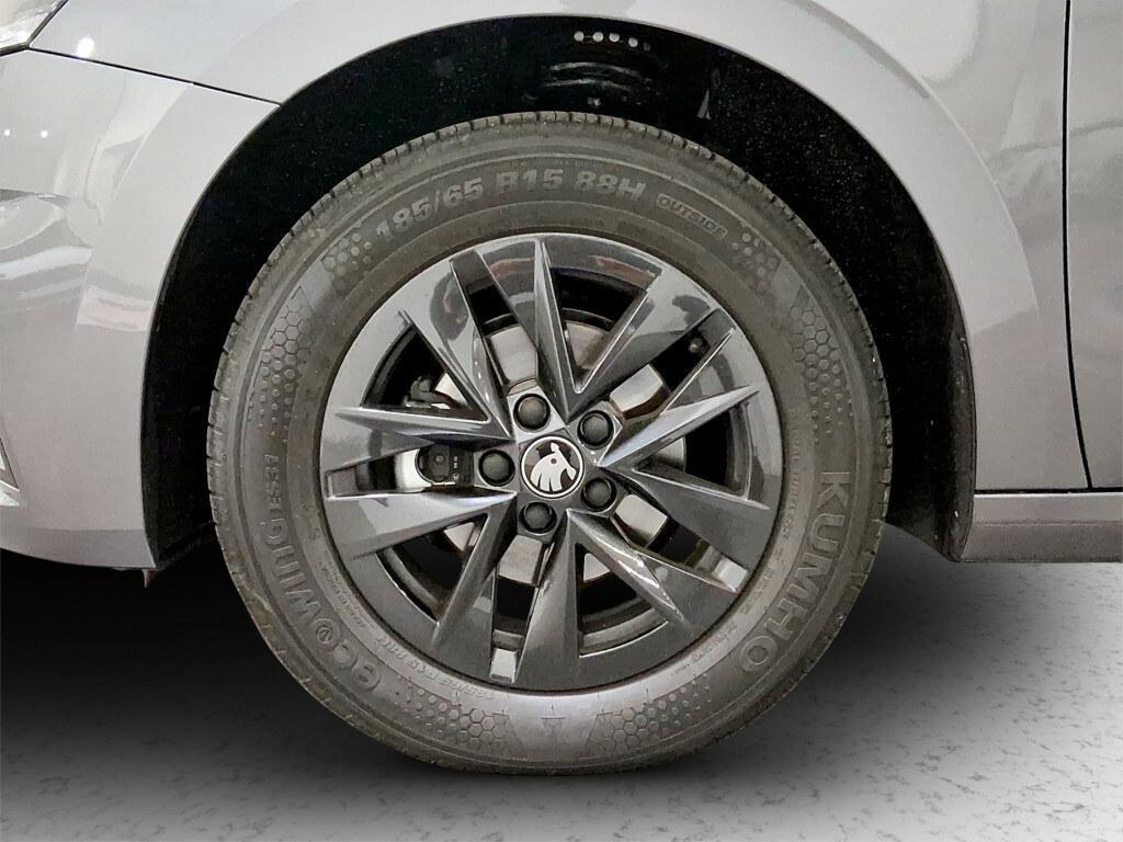 Skoda Fabia 1.0 tsi evo Young Edition 95cv