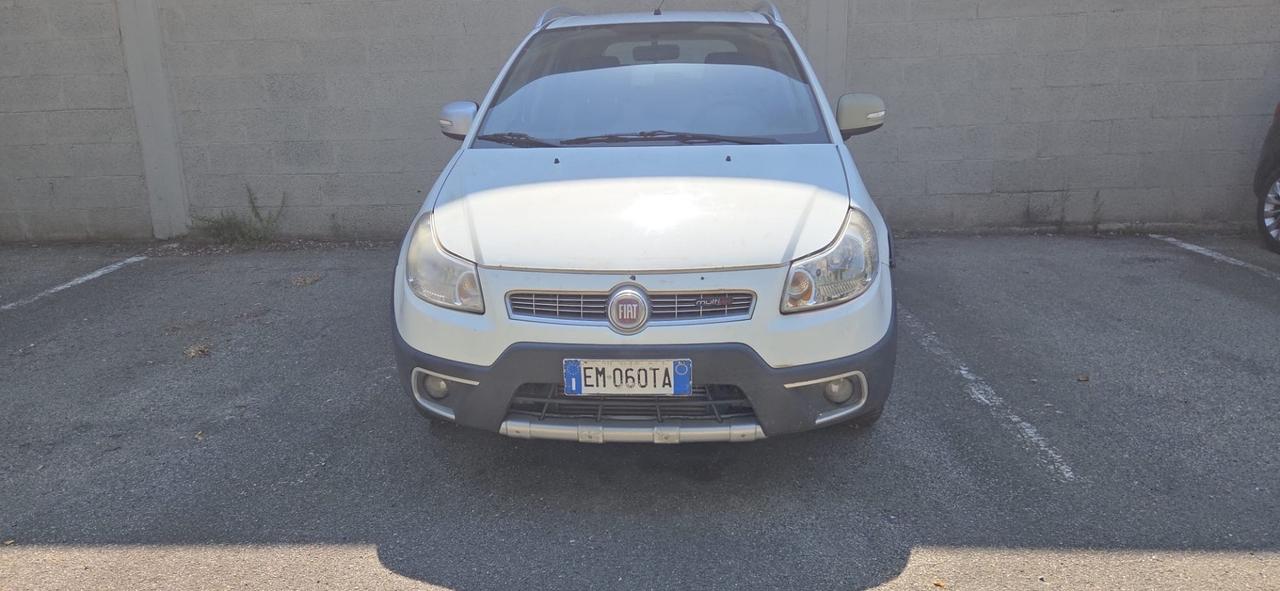 Fiat Sedici 2.0 MJT 16V DPF 4x4 Experience