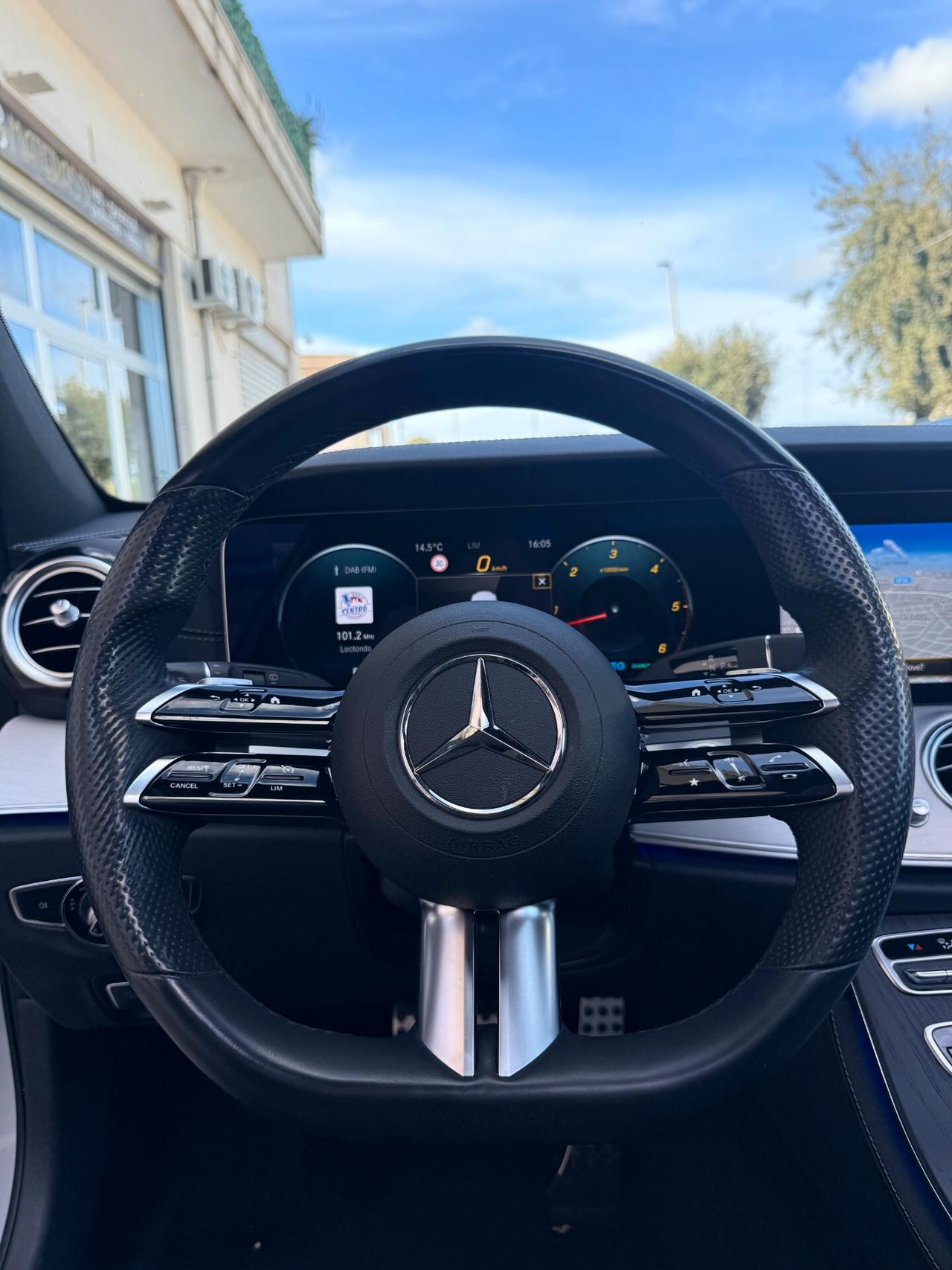 Mercedes-benz E 220 d Mild hybrid S.W. 4Matic Auto Premium Plus AMG CON TETTO APRIBILE,TELECAMERA,LUCI SOFFUSE