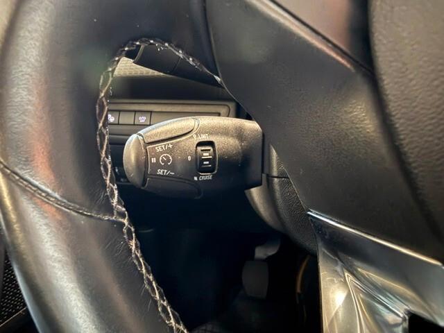 Peugeot 2008 BlueHDi 120 S&S Allure
