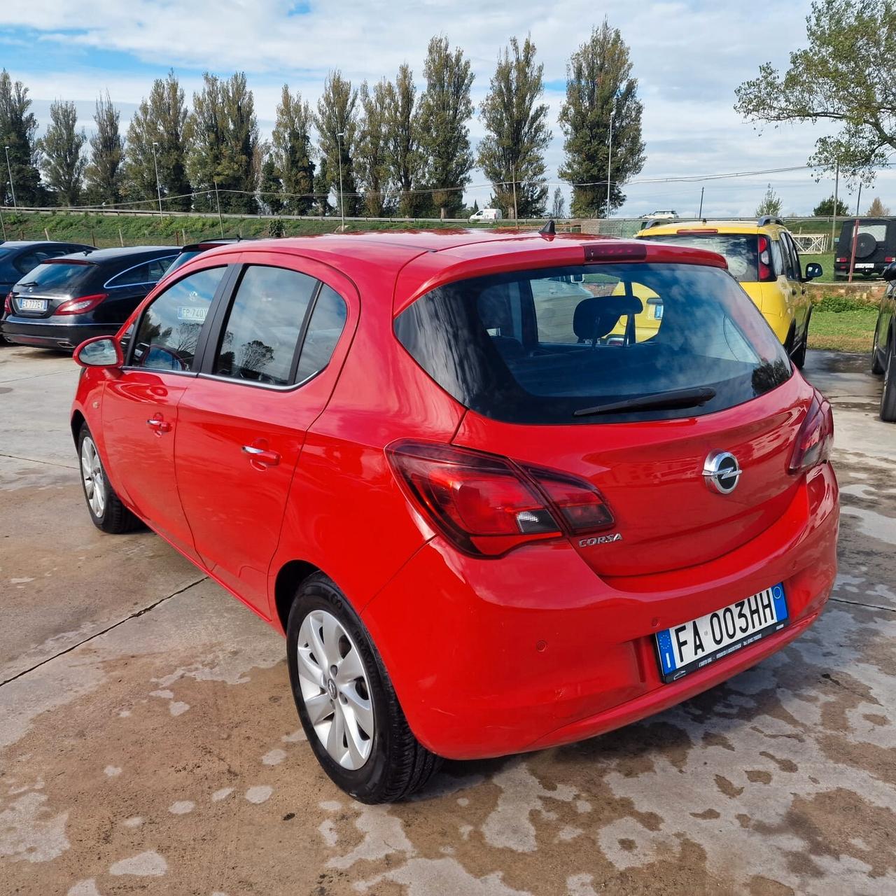 Opel Corsa 1.4 90CV GPL Tech 5 porte Cosmo CAMBIO AUTOMATICO E COLLAUDATO FINO 2030