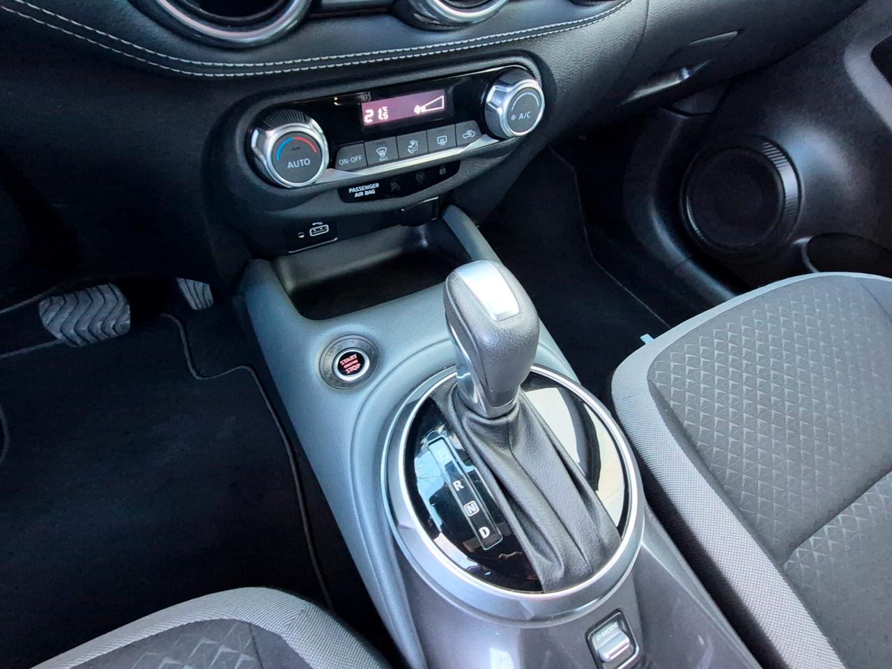 Nissan Juke 1.0 DIG-T 114 CV DCT N-Connecta