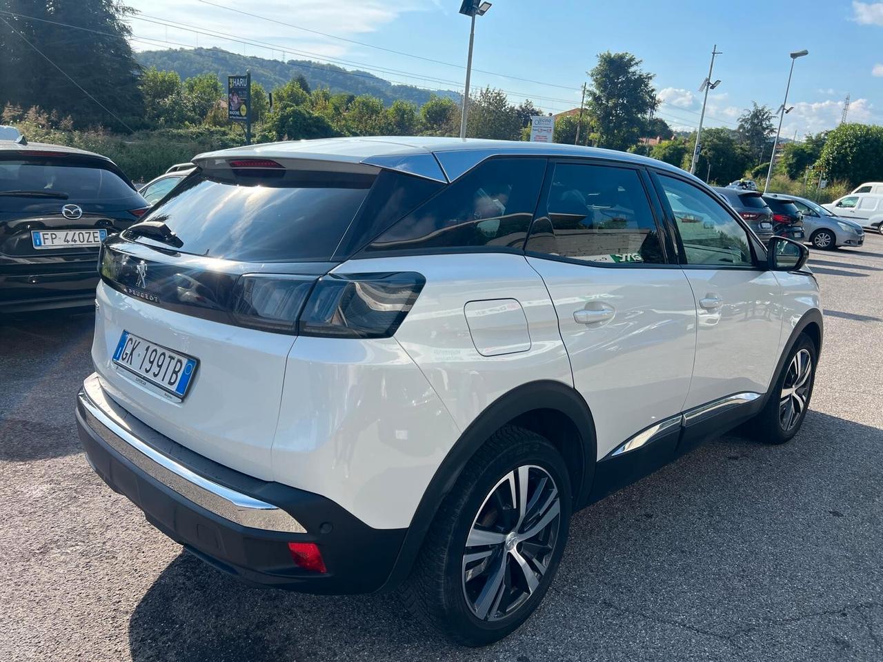 Peugeot 3008 BlueHDi 130 S&S EAT8 Allure *AUTOCARRO N-1*