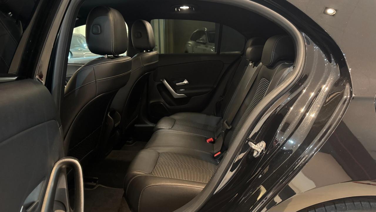 MERCEDES CLASSE A 180 D 116CV - 2019