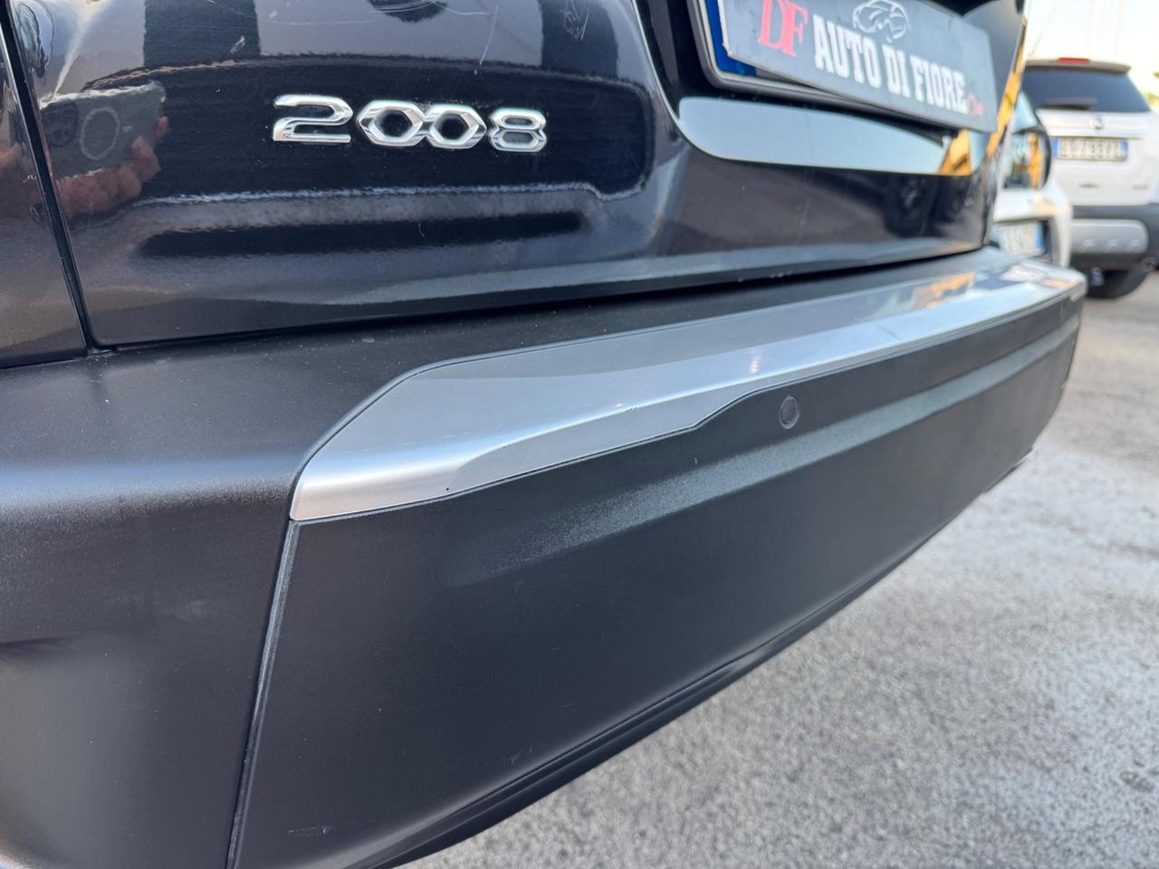 Peugeot 2008 1.5 BlueHDi 110 Allure Pack NAVI