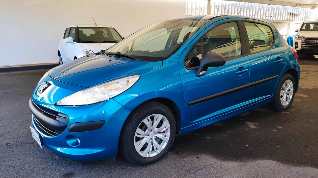 Peugeot 207 1.4 HDi 70CV 5p
