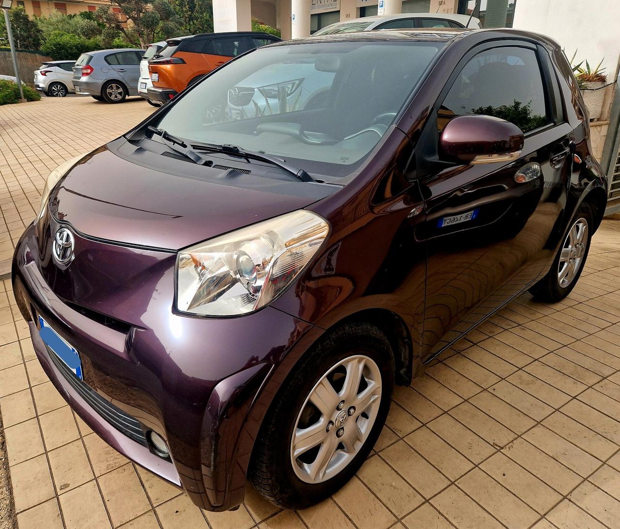 Toyota iQ 1.4 D4D LUXURY