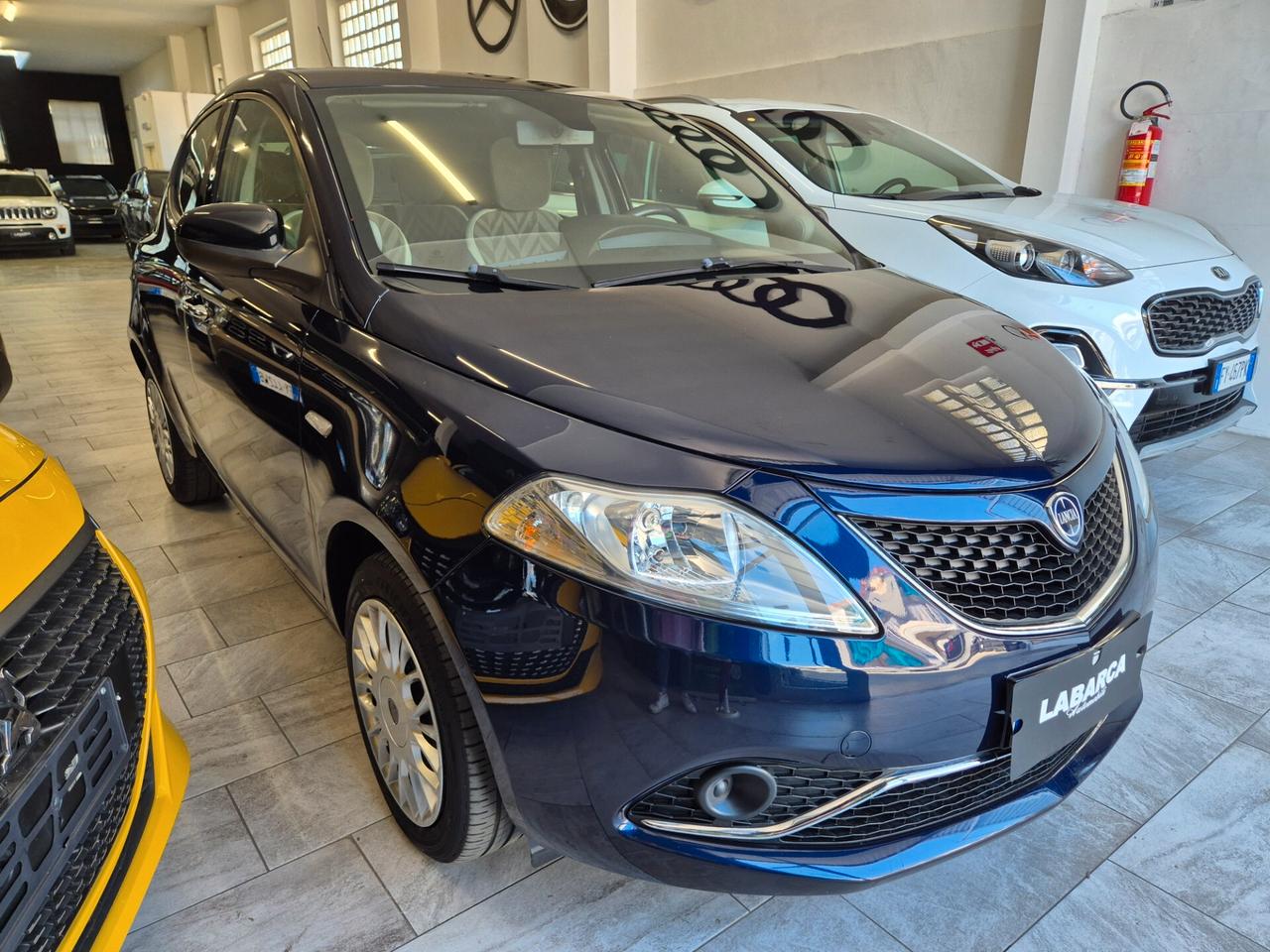Lancia Ypsilon 1.2 69 CV 5 porte GPL Ecochic Gold