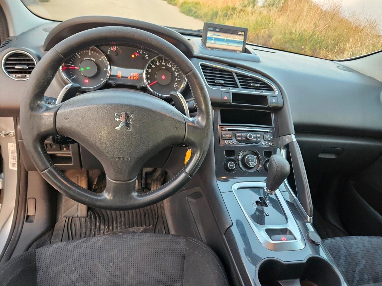 Peugeot 3008 1.6 HDi 110CV cambio robotizzato Premium