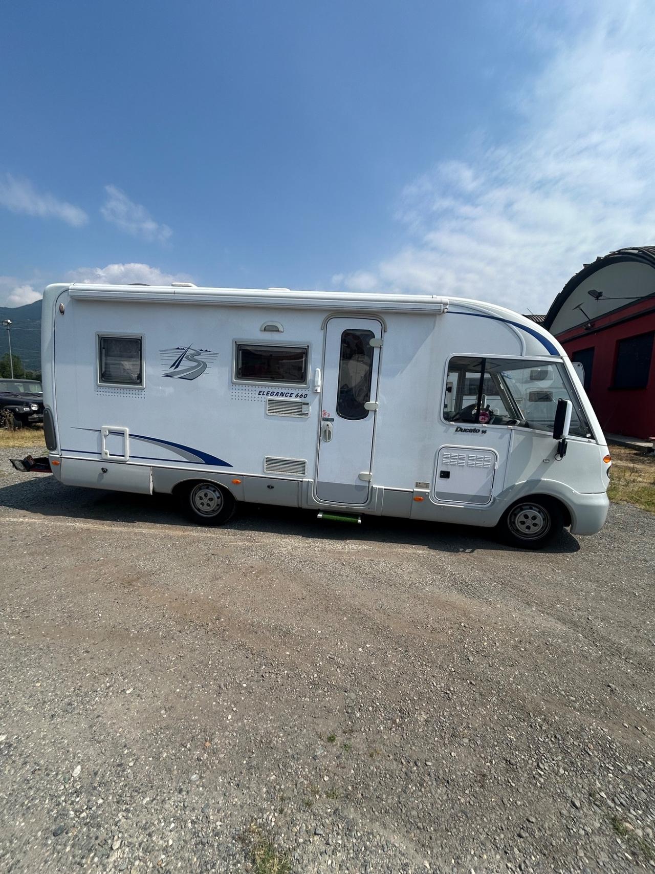 419 BURSTNER motorhome del 2005 in saldo