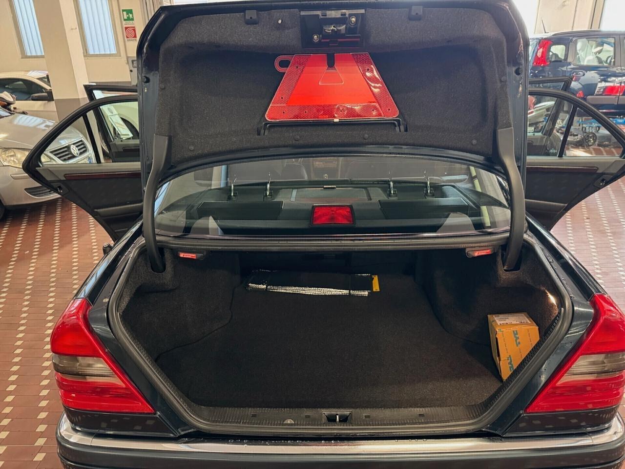 Mercedes-benz C 180 cat Classic - UNICO PROPRIETARIO