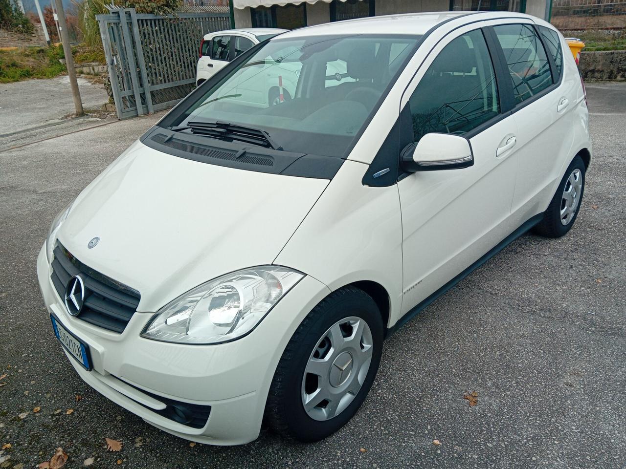 Mercedes-benz A 160 CDI BlueEFFICIENCY Executive