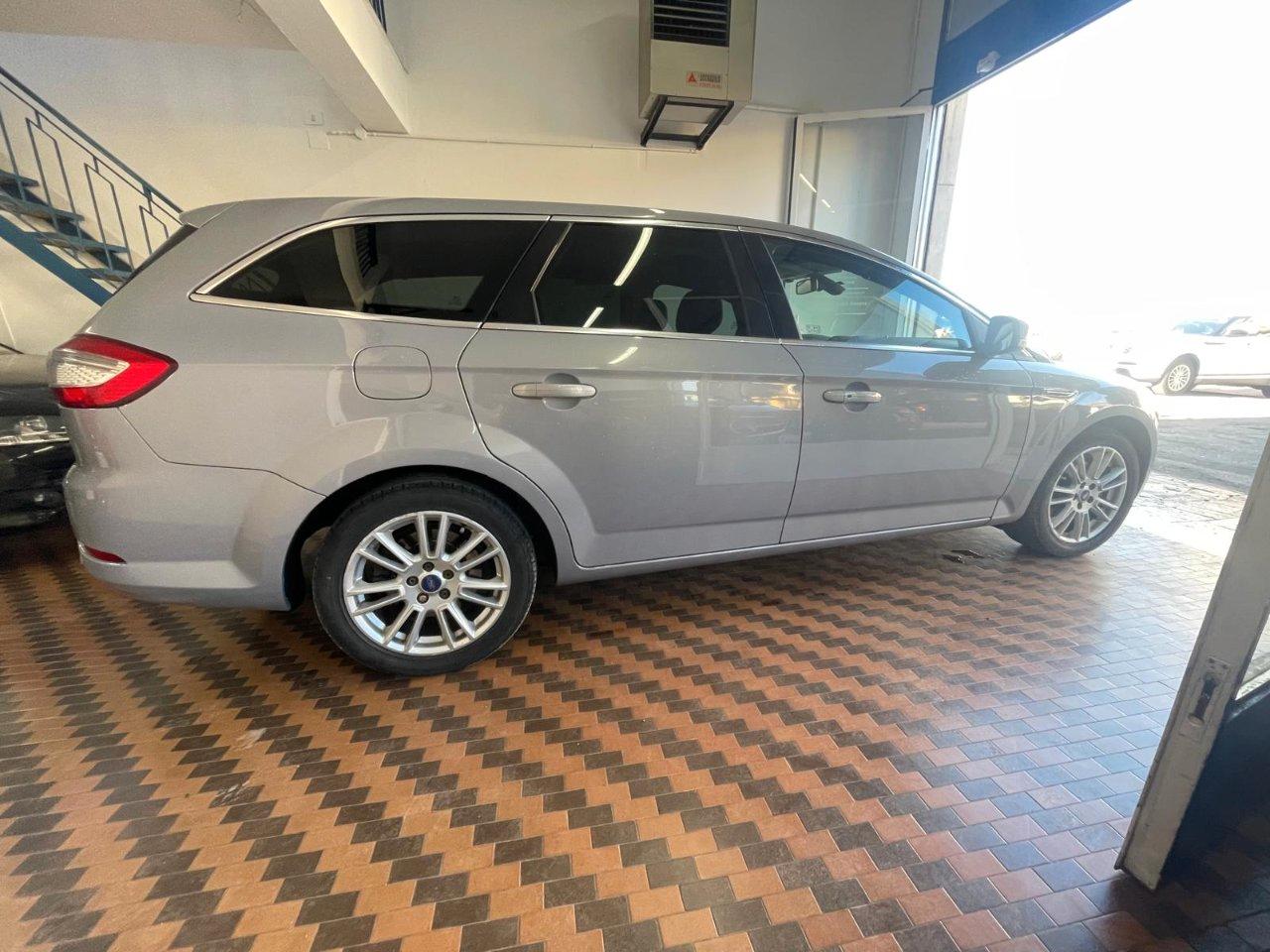 Ford Mondeo Station Wagon Mondeo SW 2.0 tdci Titanium c/radio 163cv