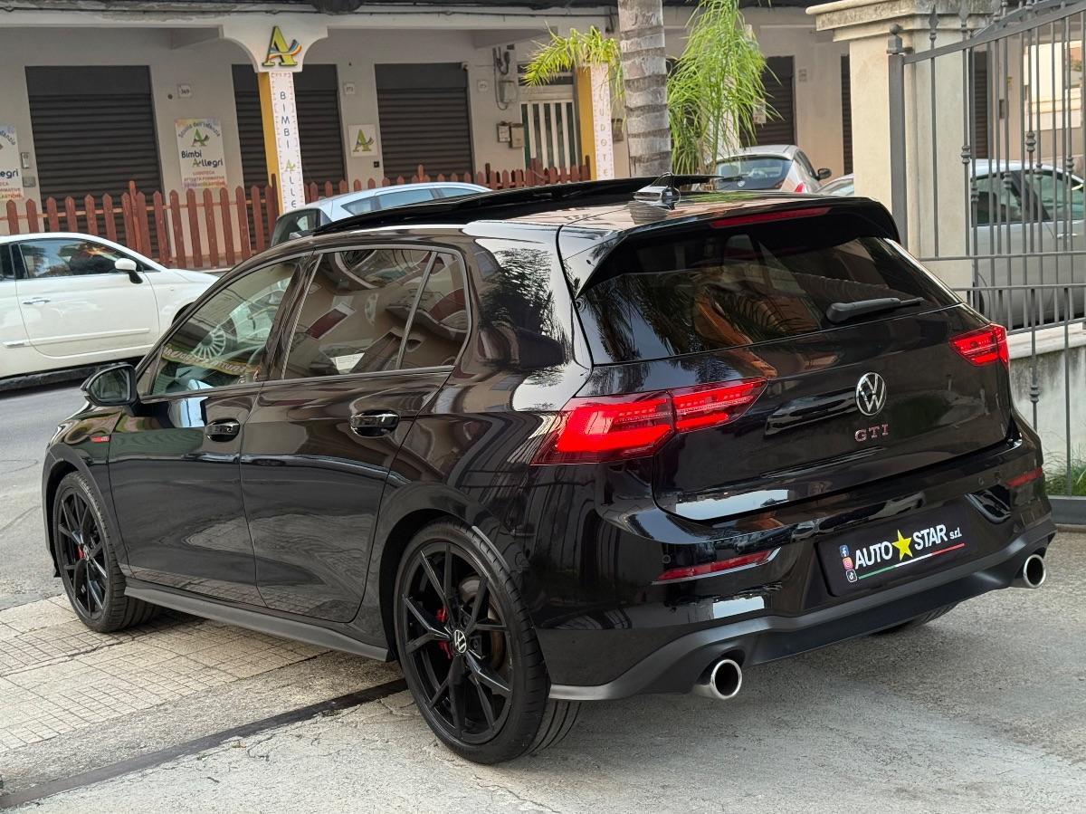Volkswagen Golf 8 GTI 2.0 TSI 245 CV