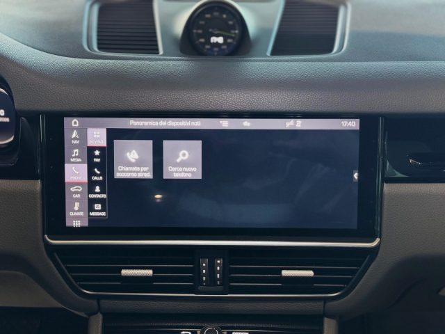 PORSCHE Cayenne 3.0 V6 E-Hybrid *UNIPROP*RADAR*SPORT CHRONO*