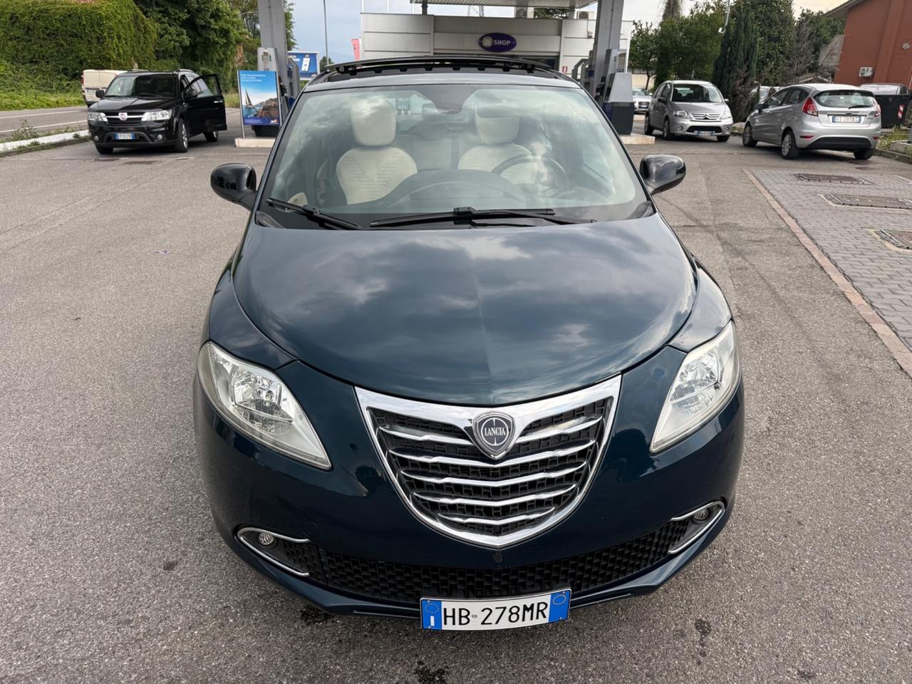 Lancia Ypsilon 1.3 MJT 16V 95 CV 5 porte S&S 30th Anniversary