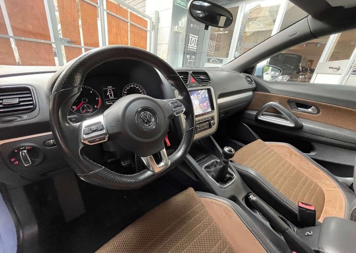 Volkswagen Scirocco 2.0 TDI 140CV GARANZIA