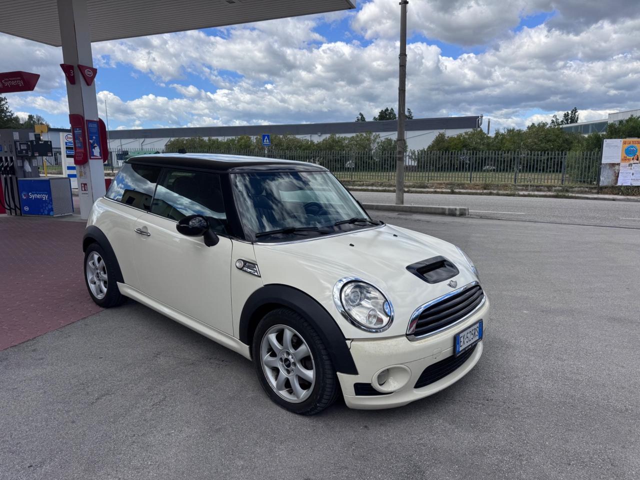 Mini 1.6 16V Cooper D