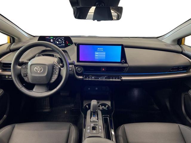 TOYOTA Prius 2.0 Plug-in Hybrid Lounge +