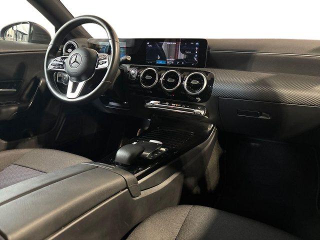 MERCEDES-BENZ CLA 200 d Automatic Shooting Brake Business Extra