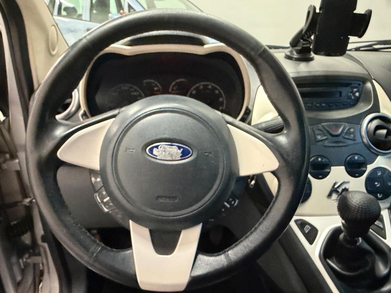 Ford Ka 1.2 8V 69CV Titanium