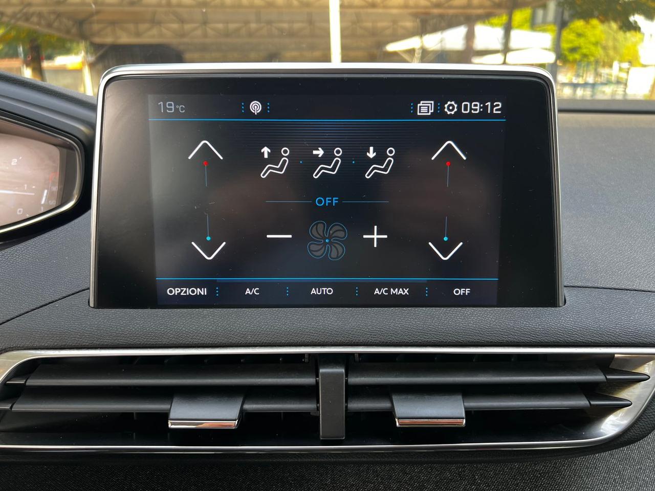 Peugeot 3008 Allure 1.5 Blue H #50577