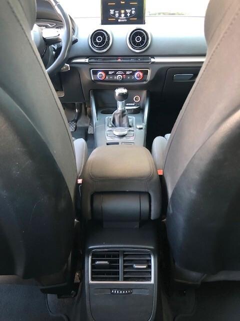 Audi A3 SPB 1.6 TDI 110cv Ambition