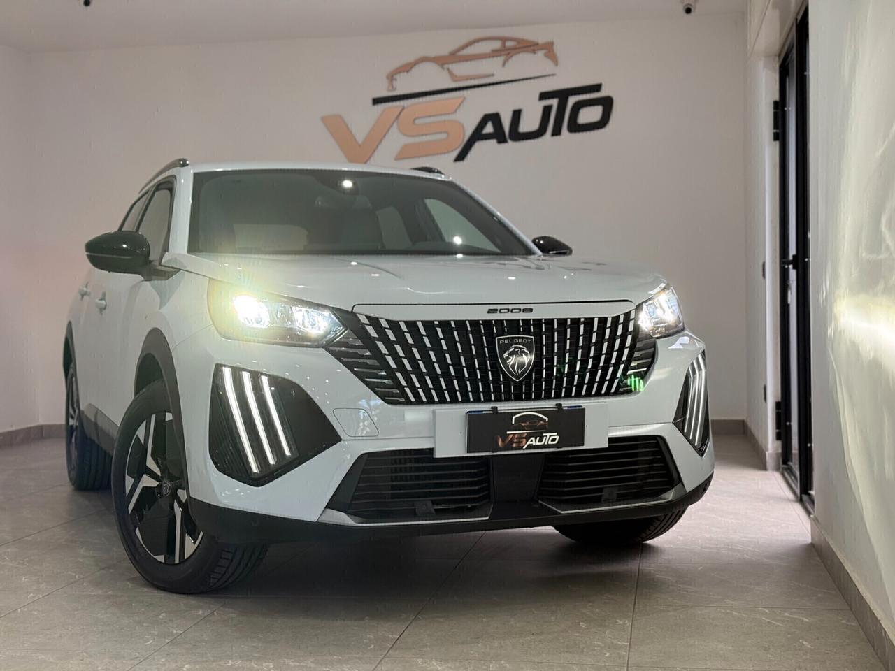 Peugeot 2008 BlueHDi 130 S&S EAT8 GT