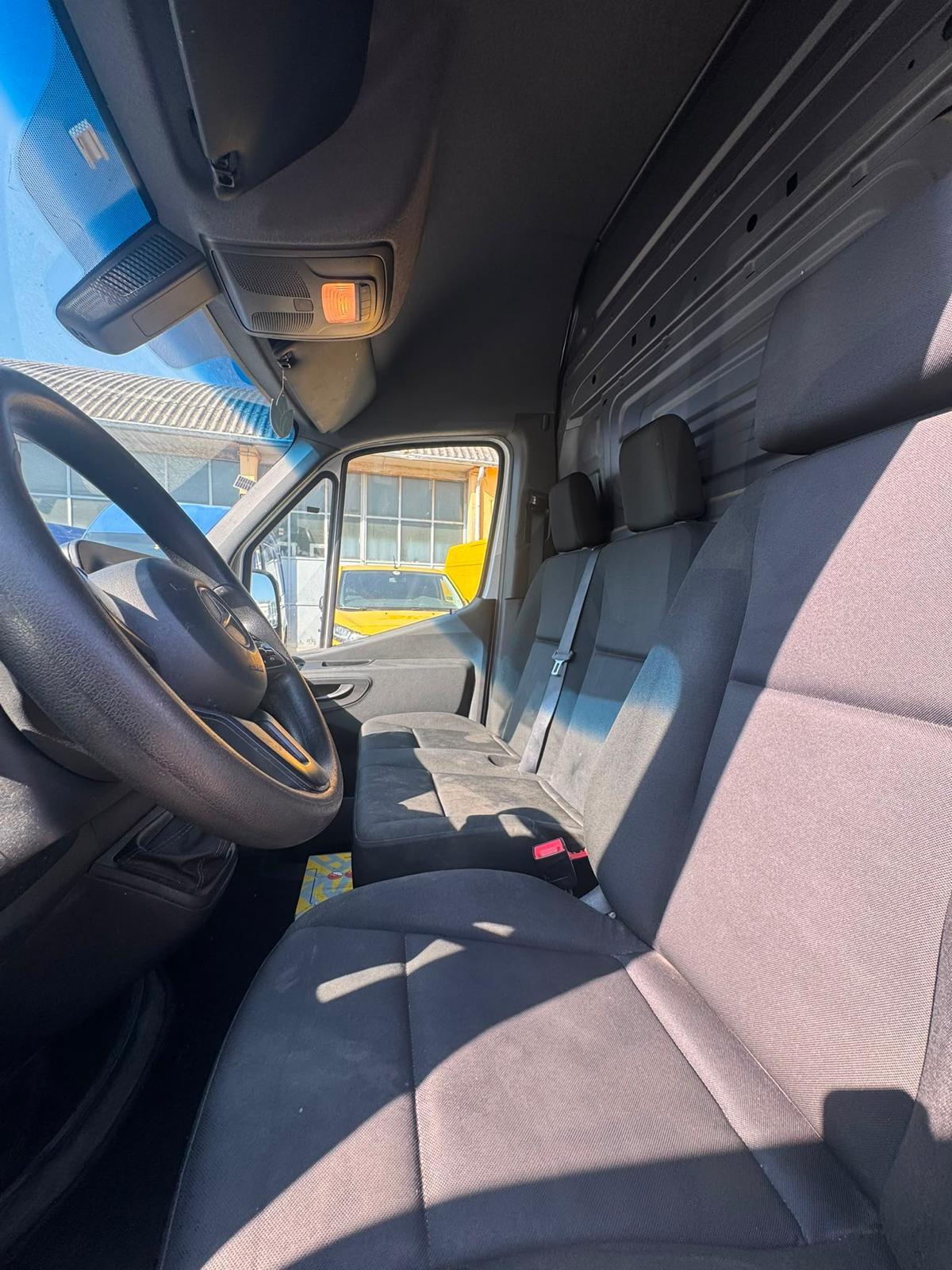 0703 FURGONE MERCEDES SPRINTER 2021