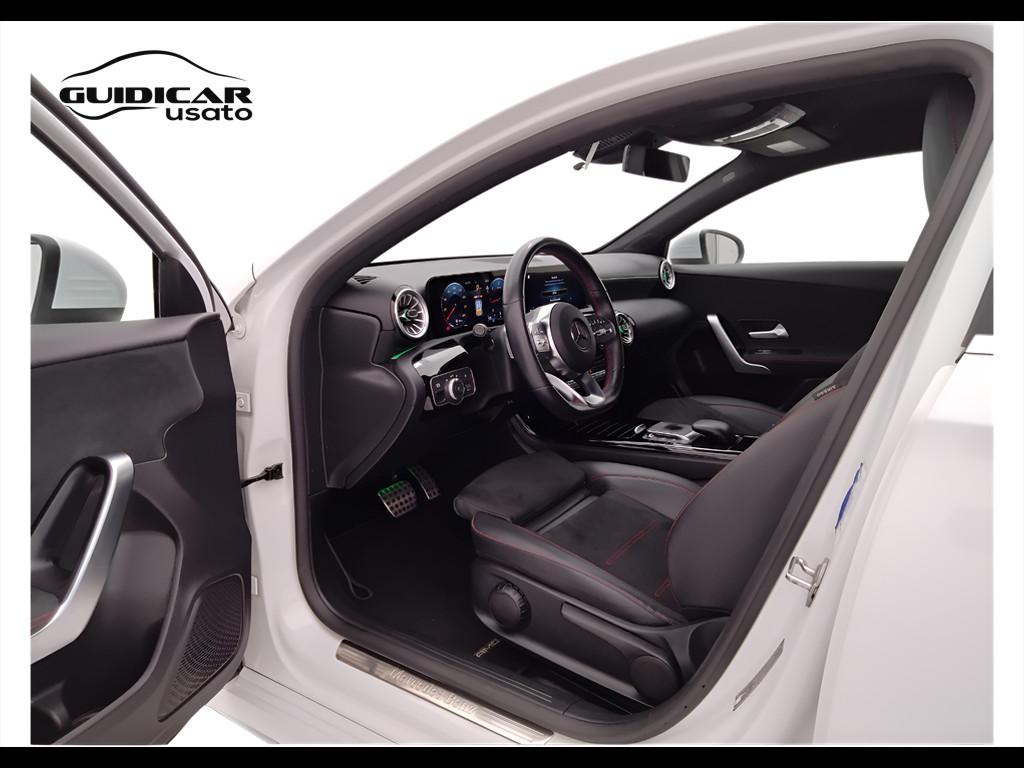 Mercedes-Benz Classe A - W177 2018 - A 180 d Premium auto