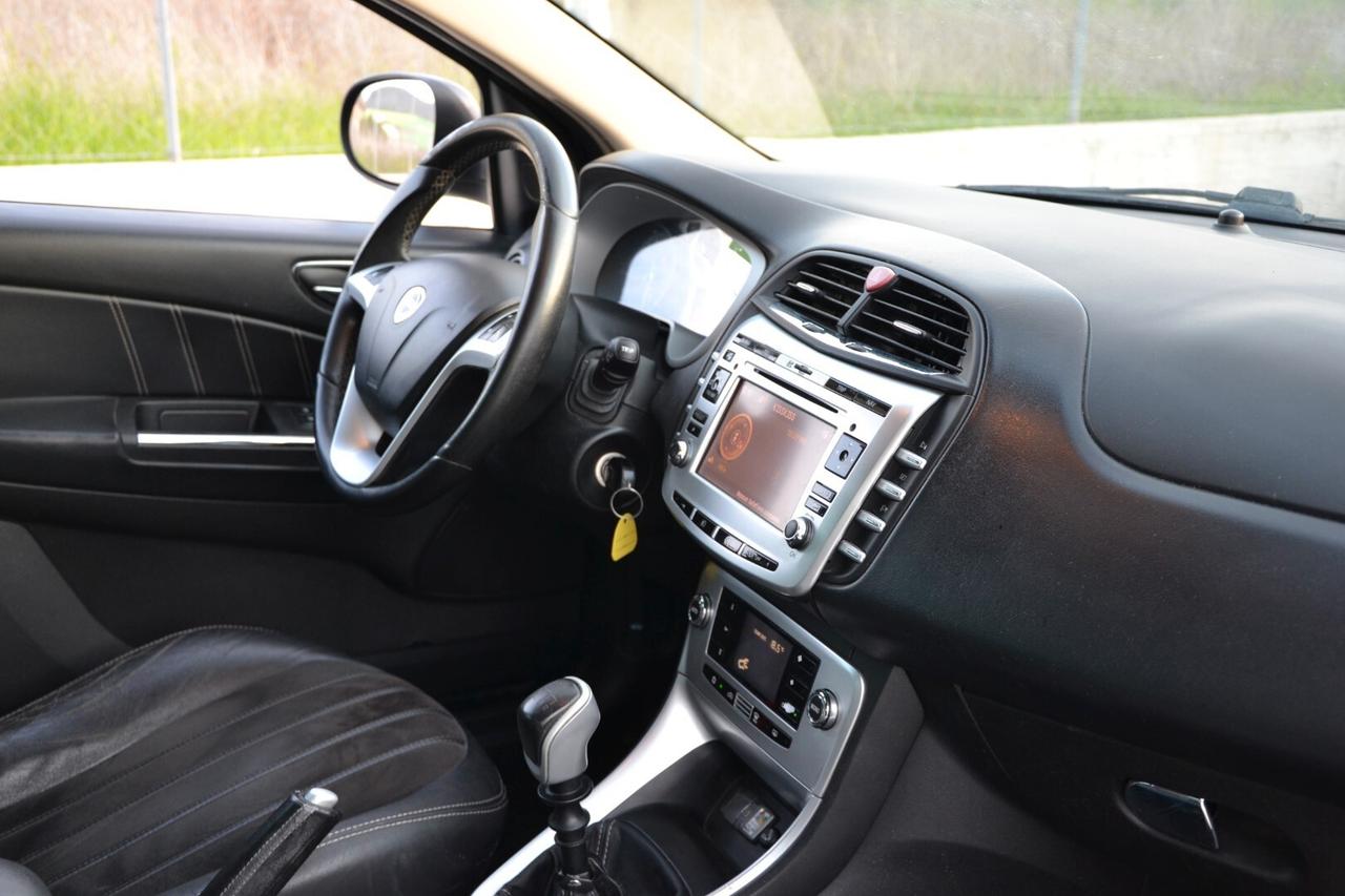 Lancia Delta 1.6 MJT DPF Oro